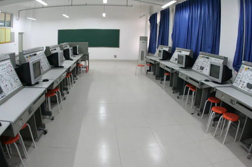 畫得了機械圖紙，玩得轉(zhuǎn)機器人 大機械工程管理服務(wù)的卓越風采